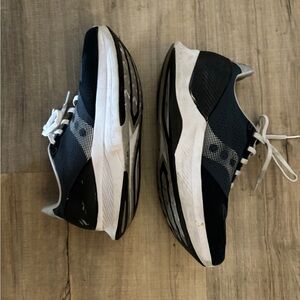 Saucony Endorphin Shift Icon